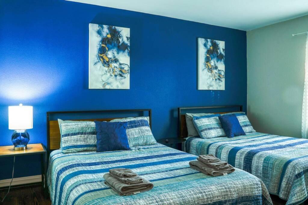 Dallas 4Br Large Yard W Hot Tub , Fire Pit And Basketball Hoop Zewnętrze zdjęcie