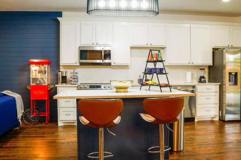 Dallas 4Br Large Yard W Hot Tub , Fire Pit And Basketball Hoop Zewnętrze zdjęcie