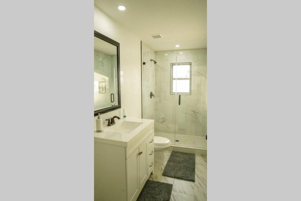 Dallas 4Br Large Yard W Hot Tub , Fire Pit And Basketball Hoop Zewnętrze zdjęcie