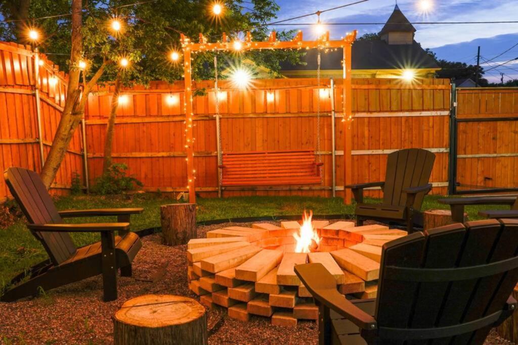 Dallas 4Br Large Yard W Hot Tub , Fire Pit And Basketball Hoop Zewnętrze zdjęcie